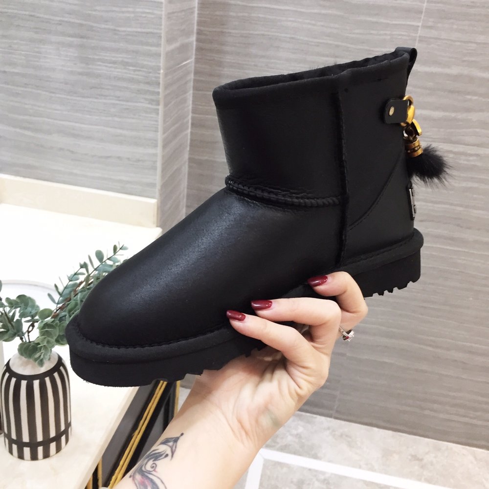 UGG 양털가죽일체형 겨울부츠 001-286330