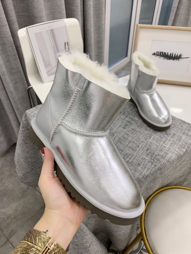 UGG 가죽 퍼 원피스 여성 부츠 001-286332