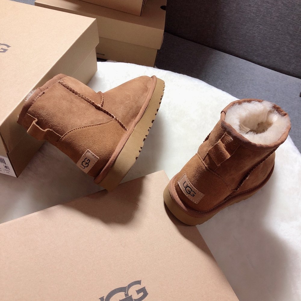UGG 미디엄 방수 방오 스노우부츠 001-286346