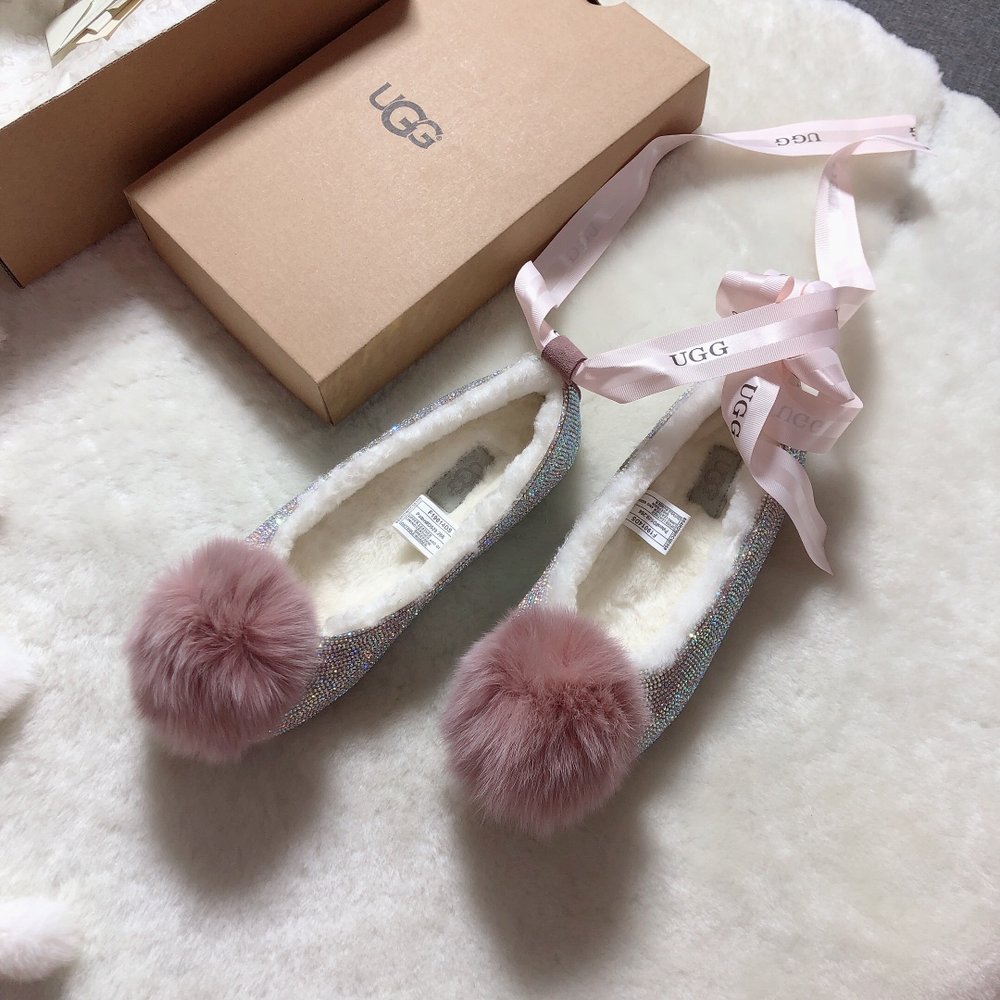 UGG 럭셔리 퐁퐁 퍼볼 숏부츠 001-286364