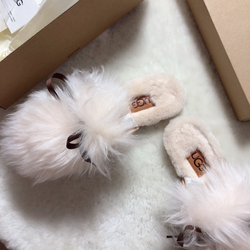 UGG 캘리포니아 로퍼 털 슬리퍼 001-286366