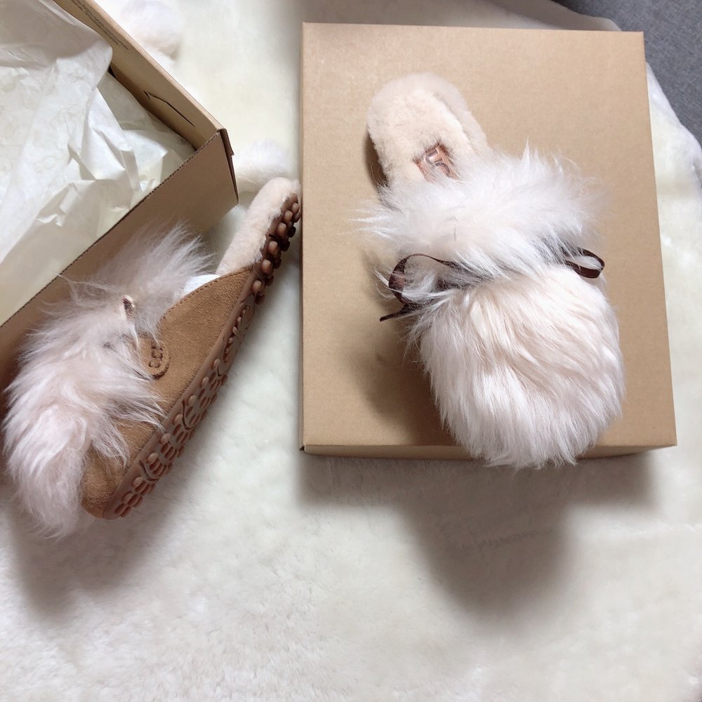 UGG 캘리포니아 로퍼 털 슬리퍼 001-286366
