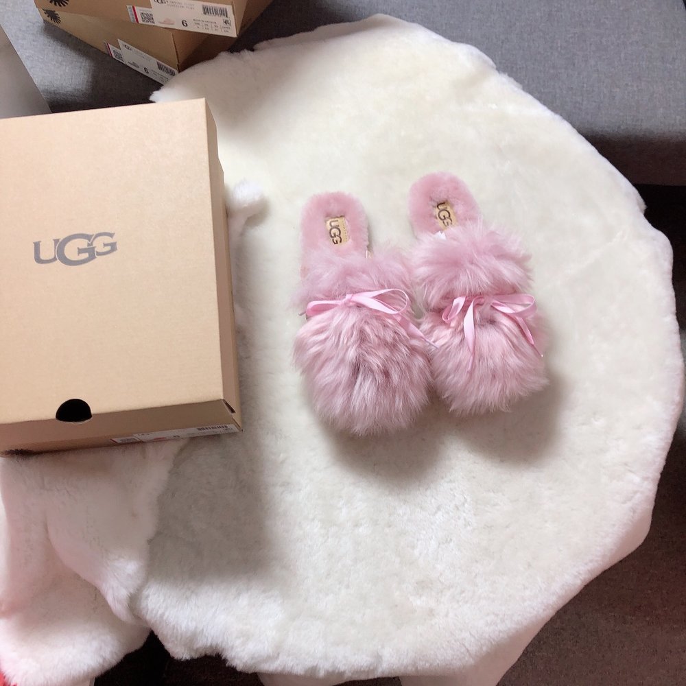 UGG 캘리포니아 로퍼 털 슬리퍼 001-286367