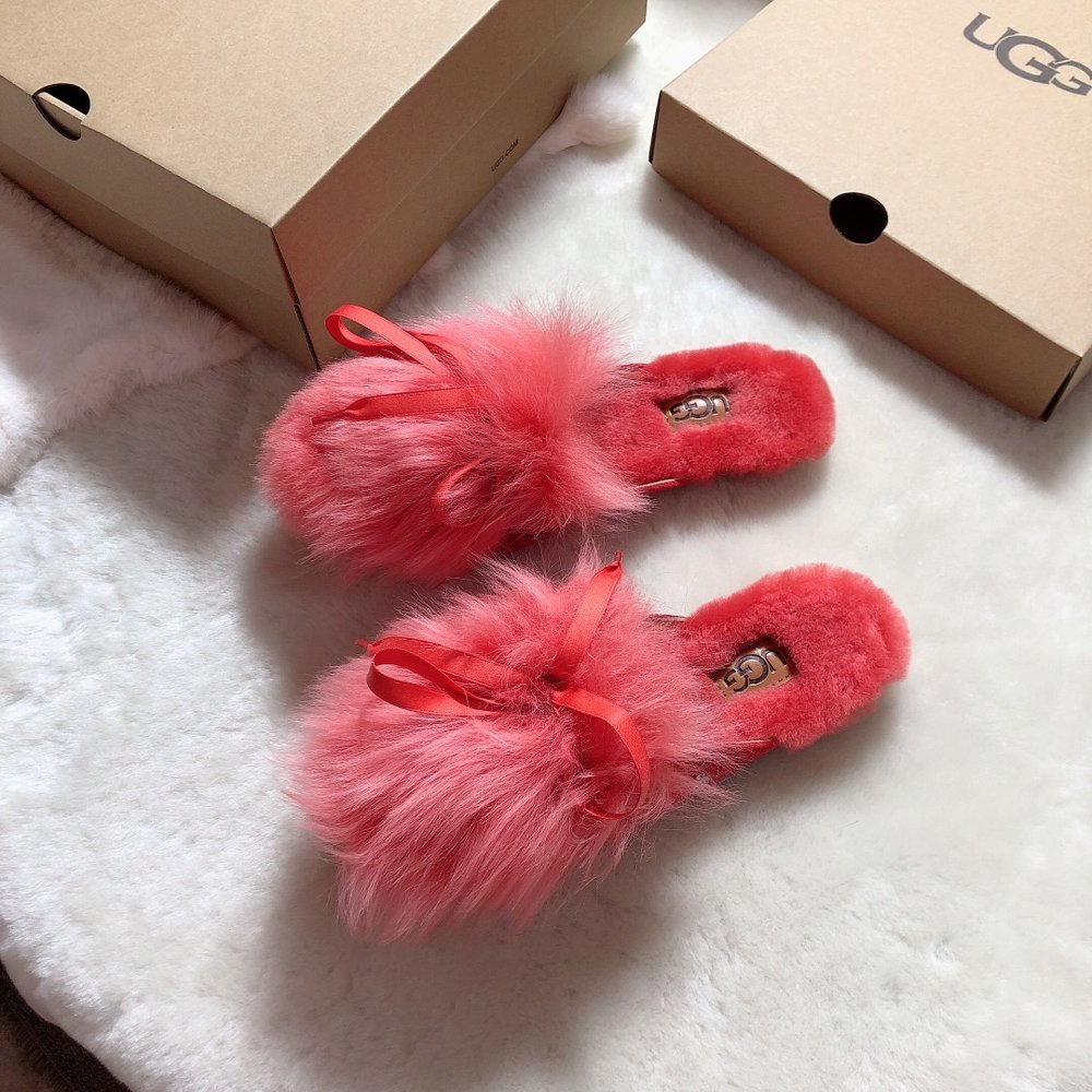 UGG 캘리포니아 로퍼 털 슬리퍼 001-286368