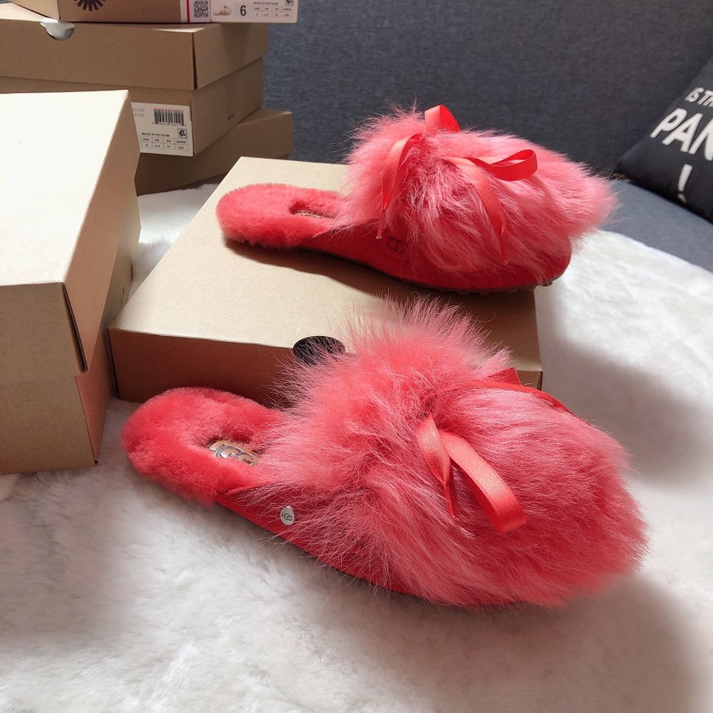 UGG 캘리포니아 로퍼 털 슬리퍼 001-286368