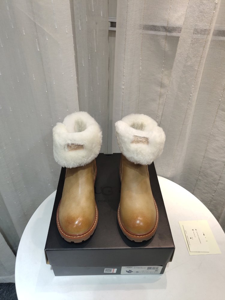 UGG 클래식 업그레이드 여성 부츠 2.0 버전 001-286374