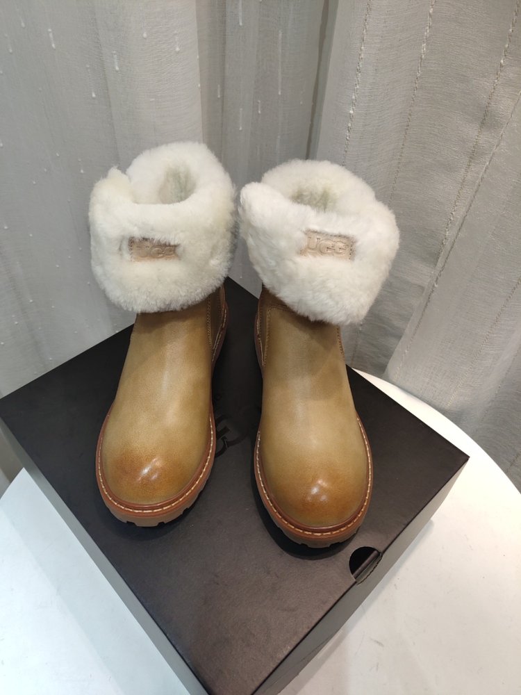 UGG 클래식 업그레이드 여성 부츠 2.0 버전 001-286374