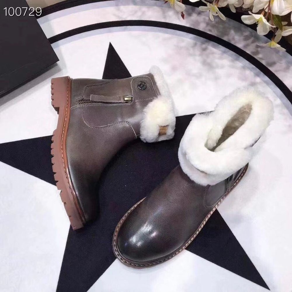 UGG 클래식 업그레이드 2.0 퍼 앤 스웨이드 여성 001-286375
