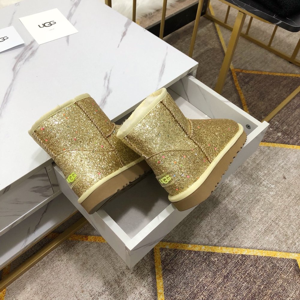 UGG 야광 글리터 스노우 부츠 001-286377