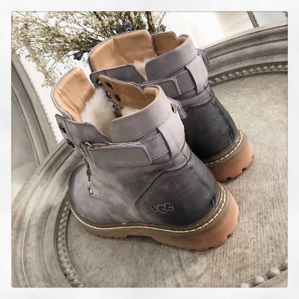 UGG 하이버전 숏부츠 스웨이드 울 혼방 001-286385
