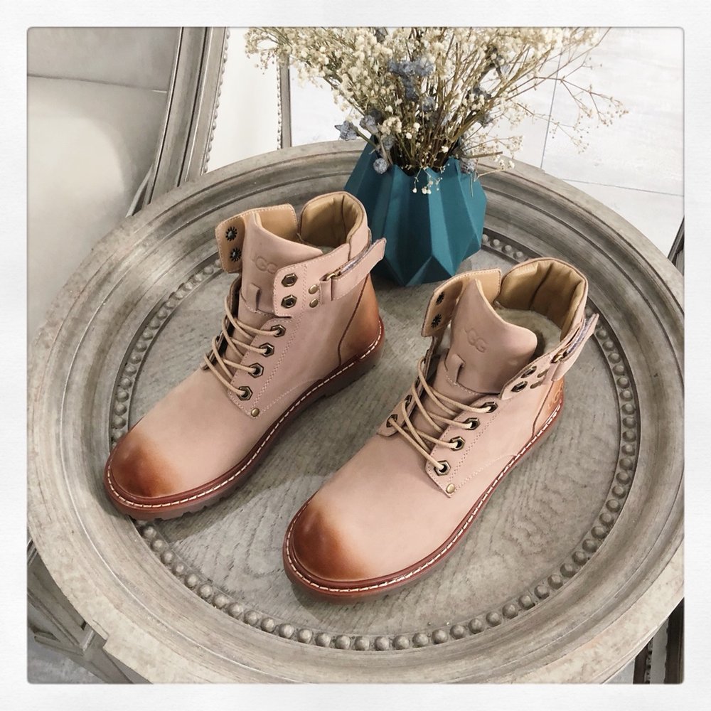 UGG 하이버전 스웨이드 부츠 001-286388