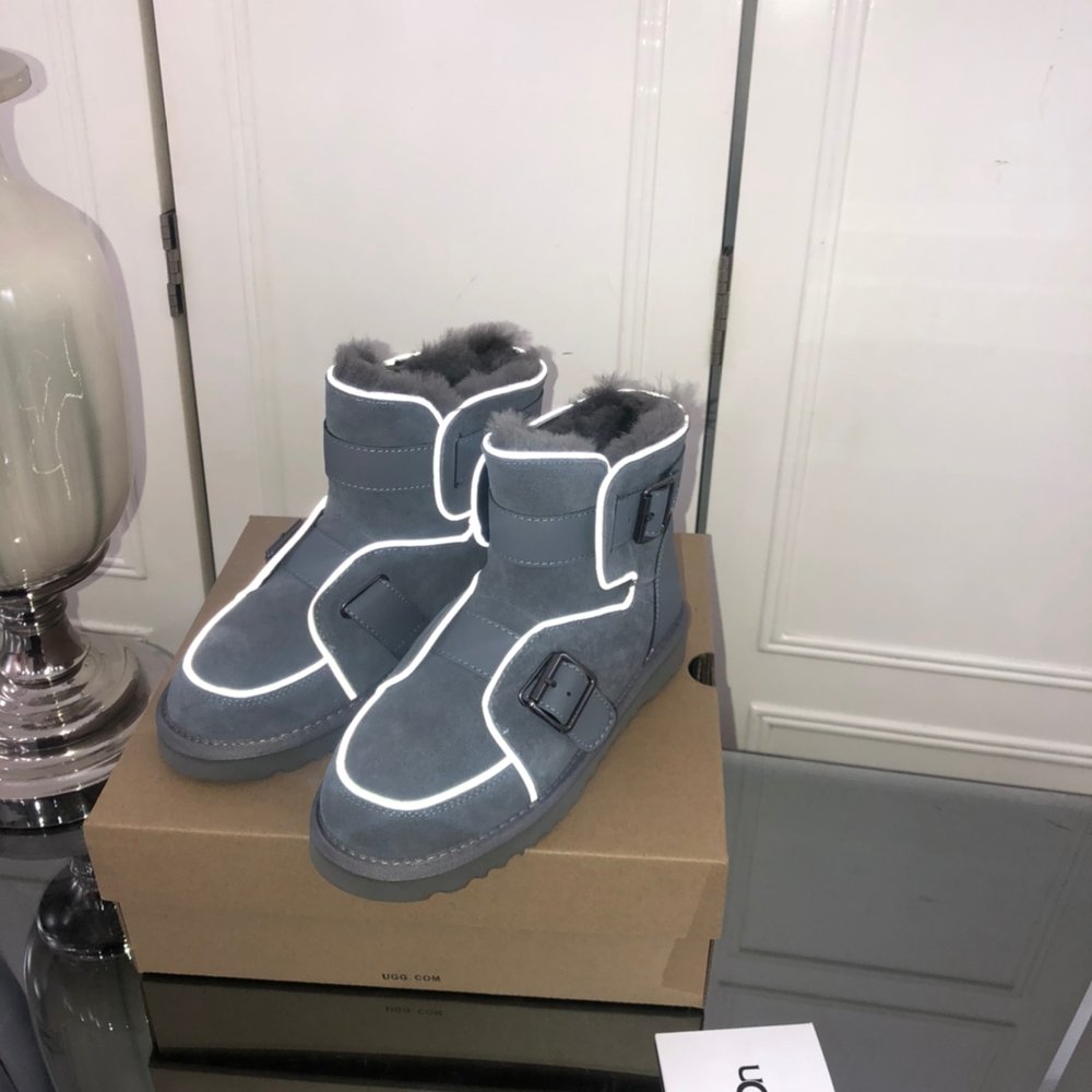 UGG 야광 스노우부츠 프리미엄 001-286389