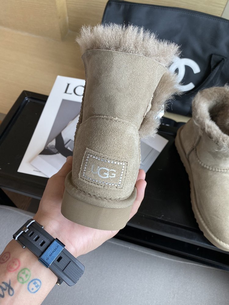 UGG 11색 시리즈 양털가죽 일체형 최고 버전 여성화 001-286397
