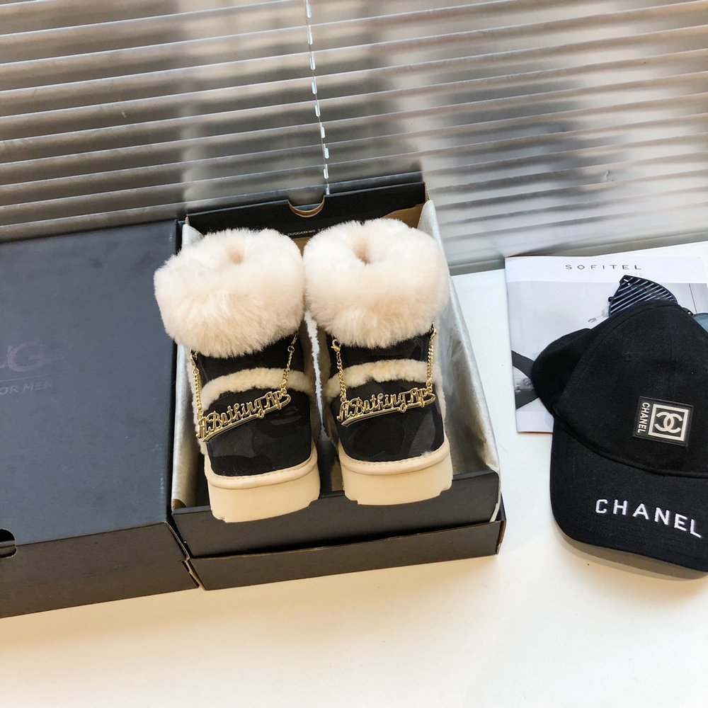 BAPE x UGG 콜라보 커플 방한화 001-286418