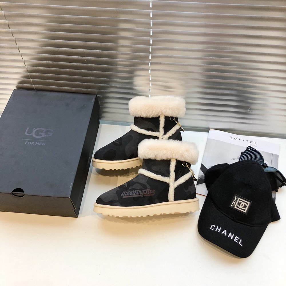 BAPE x UGG 콜라보 커플 방한화 001-286418