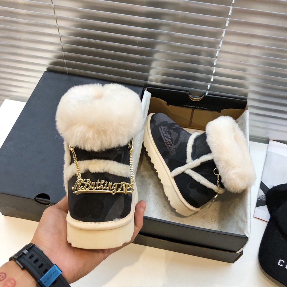 BAPE x UGG 콜라보 커플 방한화 001-286418