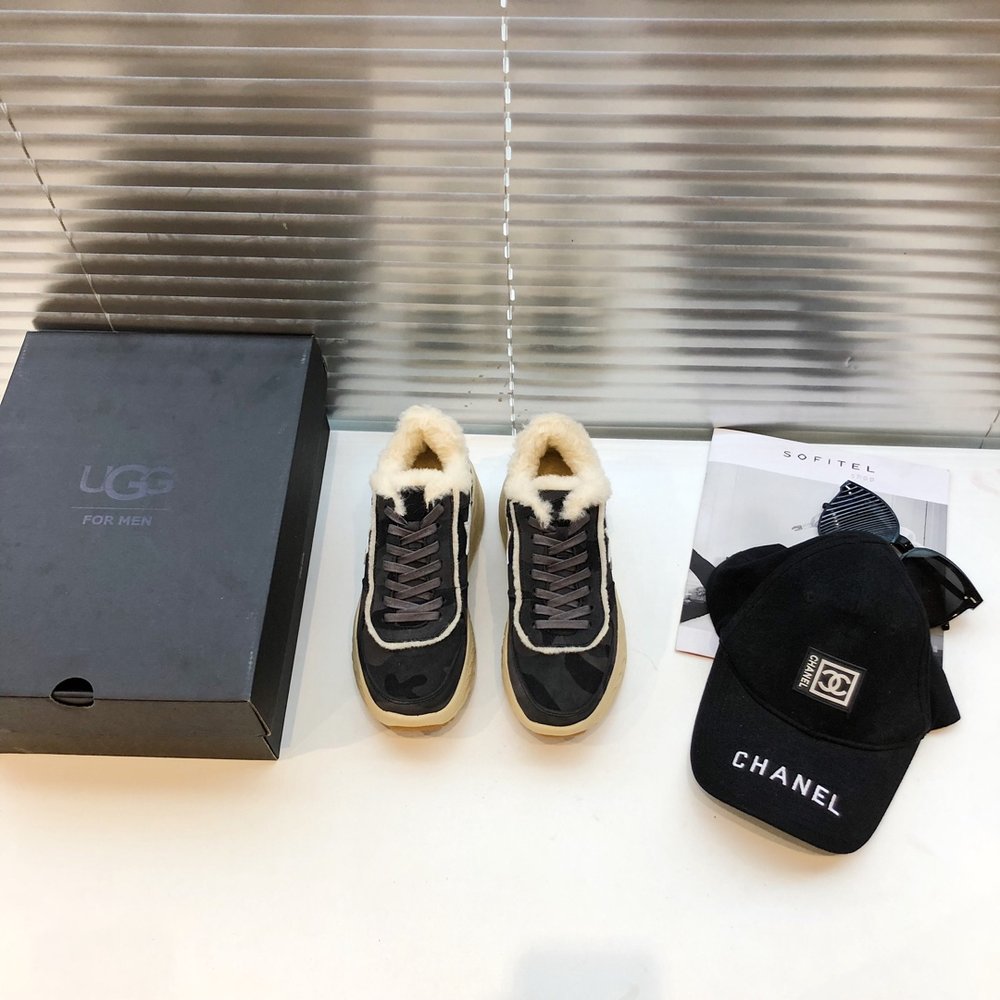 BAPE x UGG 콜라보 커플 방한화 001-286420