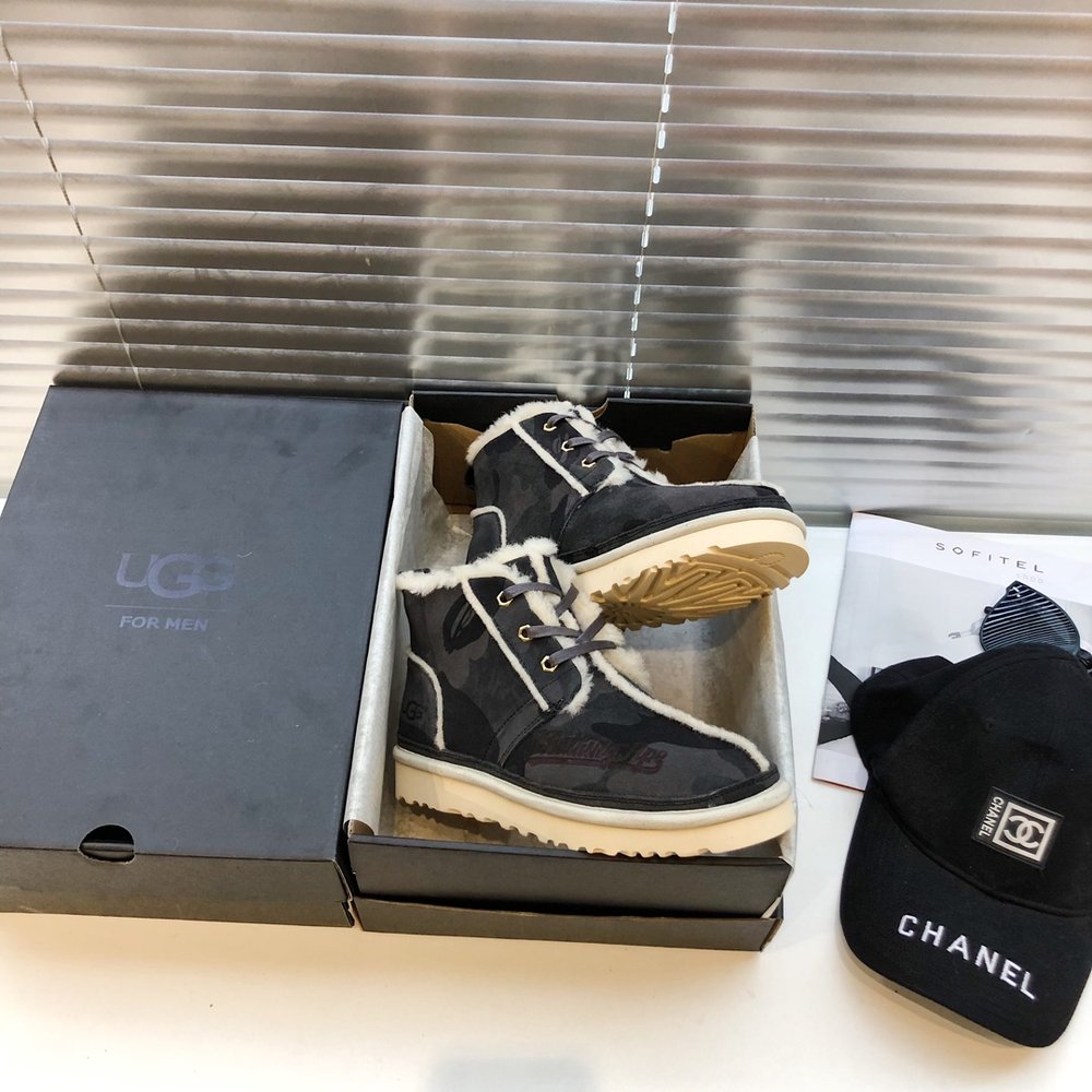 BAPE x UGG 콜라보 커플 방한화 001-286422