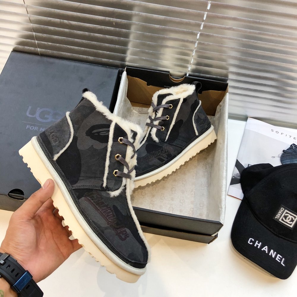 BAPE x UGG 콜라보 커플 방한화 001-286422
