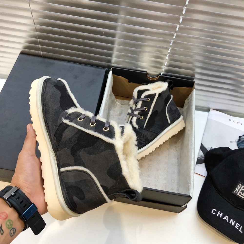BAPE x UGG 콜라보 커플 방한화 001-286422