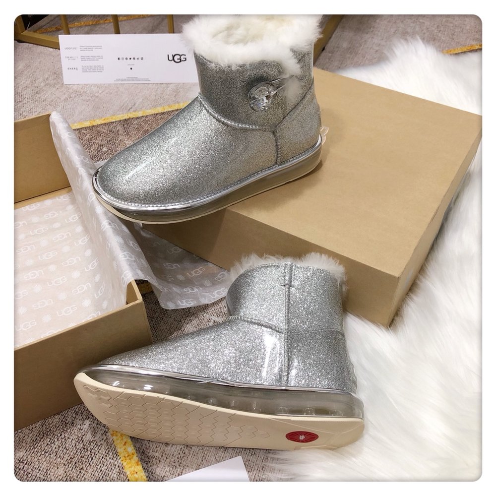 UGG 2.0 에어쿠션 스노우부츠 방수털가죽 일체형 001-286432
