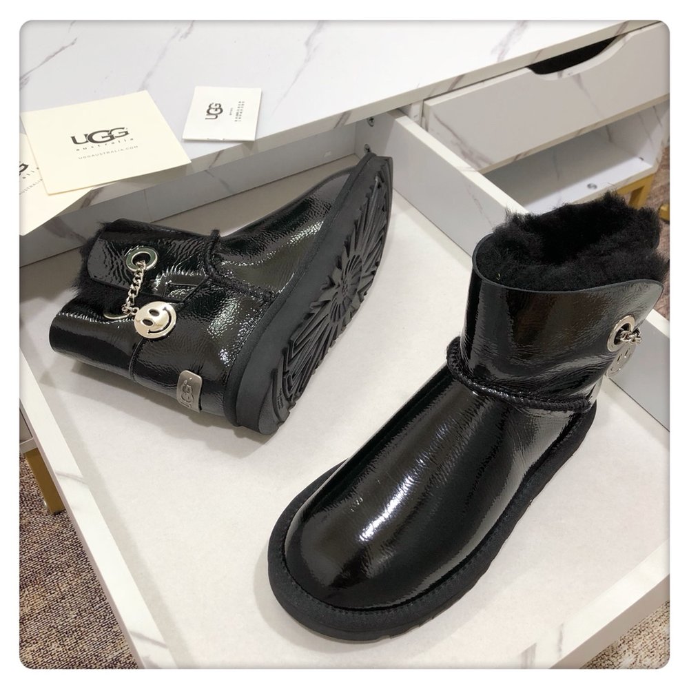 UGG 체인 스마일 스노우부츠 호주 양모피 001-286436