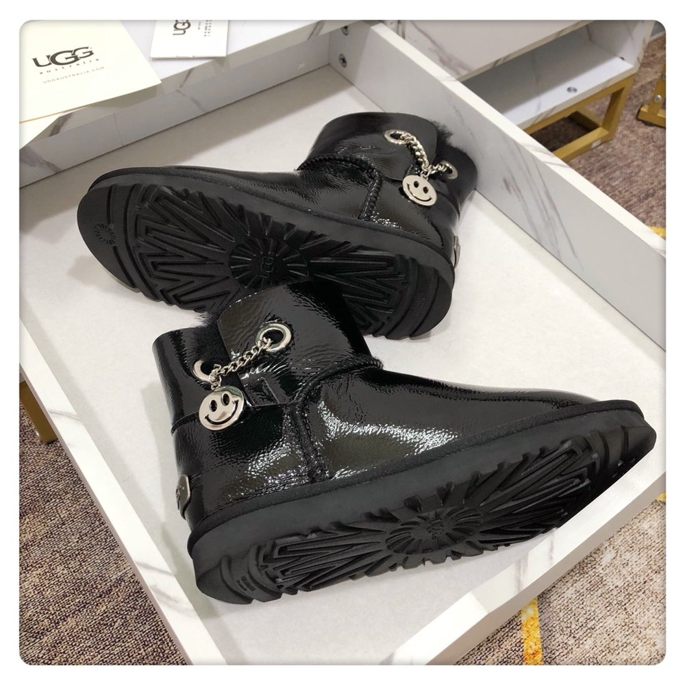 UGG 체인 스마일 스노우부츠 호주 양모피 001-286436