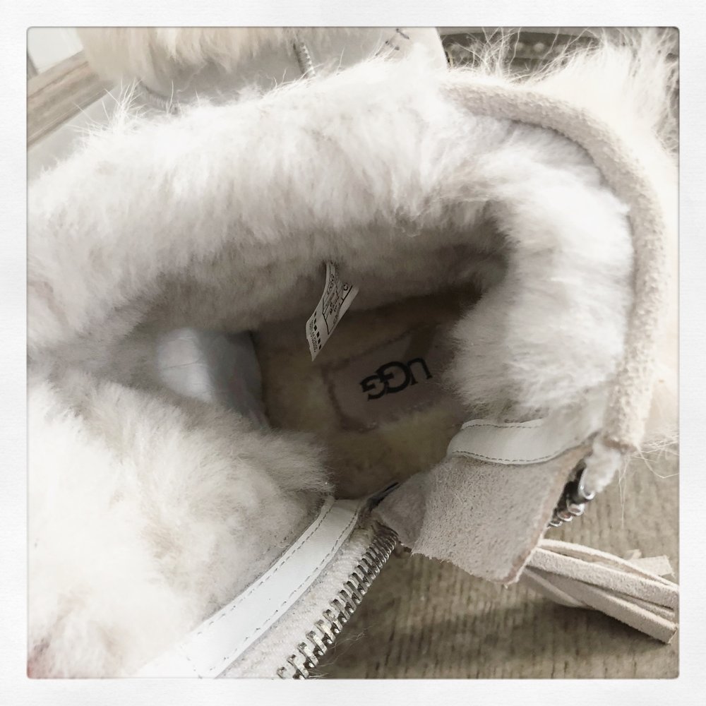 UGG 하이버전 패치 스노우부츠 001-286441