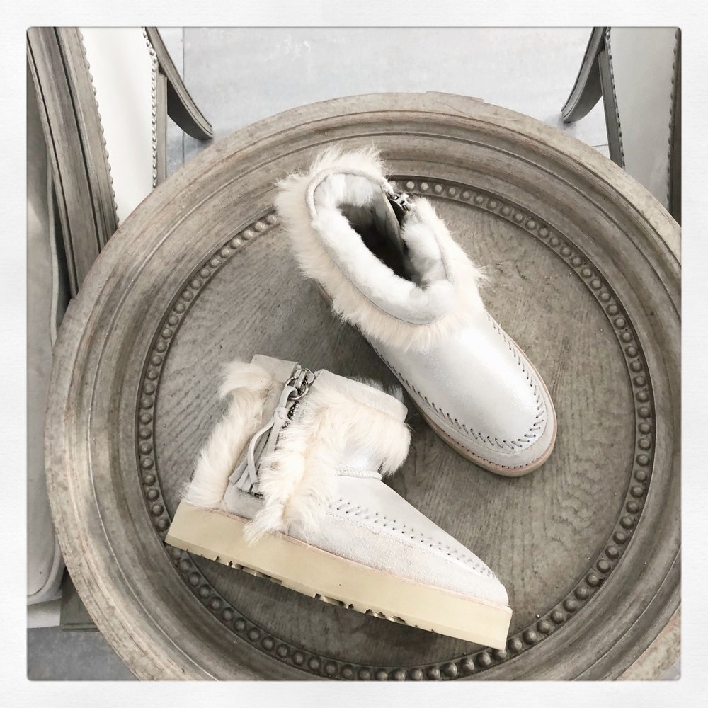 UGG 하이버전 패치 스노우부츠 001-286441
