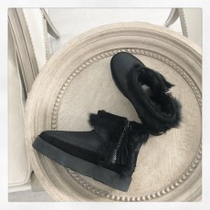 UGG 하이버전 패치 앵클부츠 001-286442