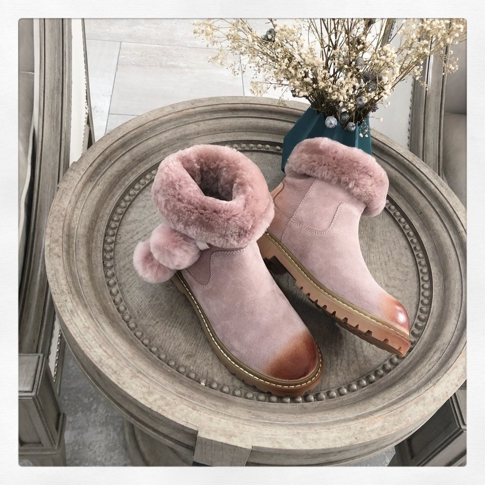 UGG 프레시 마틴 여성화 001-286458