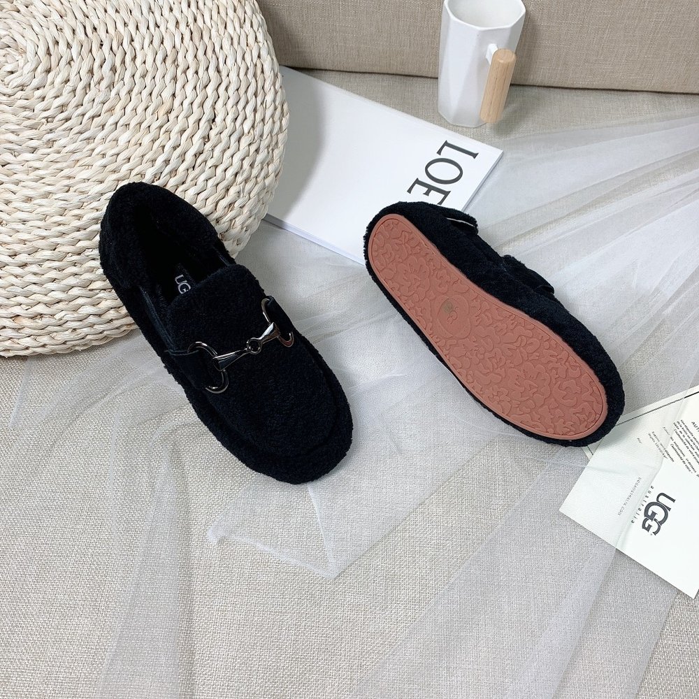 UGG 테디 베이비 컬 로퍼 001-286479