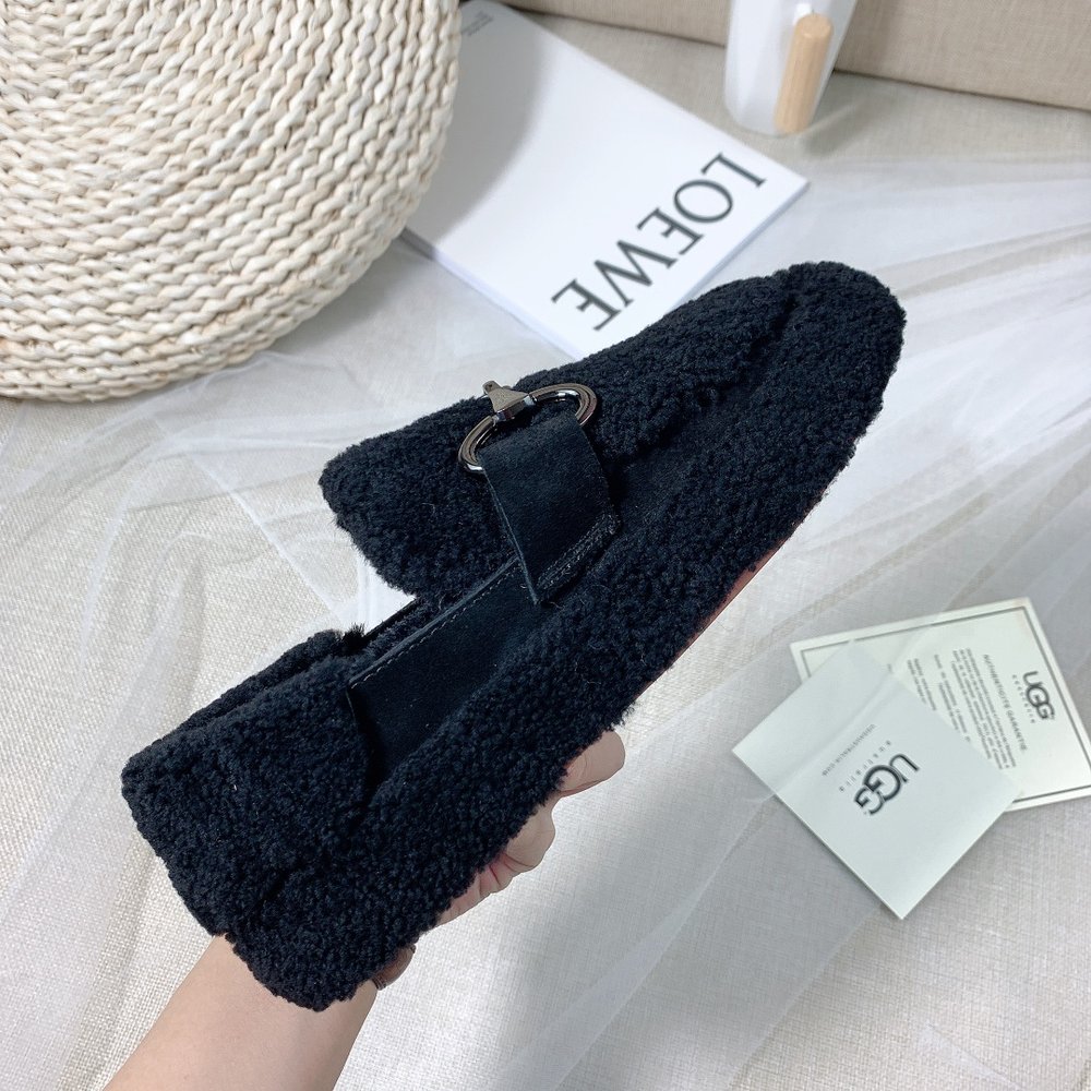 UGG 테디 베이비 컬 로퍼 001-286479