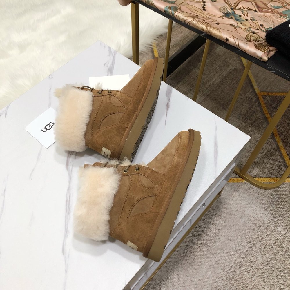 UGG 리미티드 에디션 모터사이클 부츠 001-286482