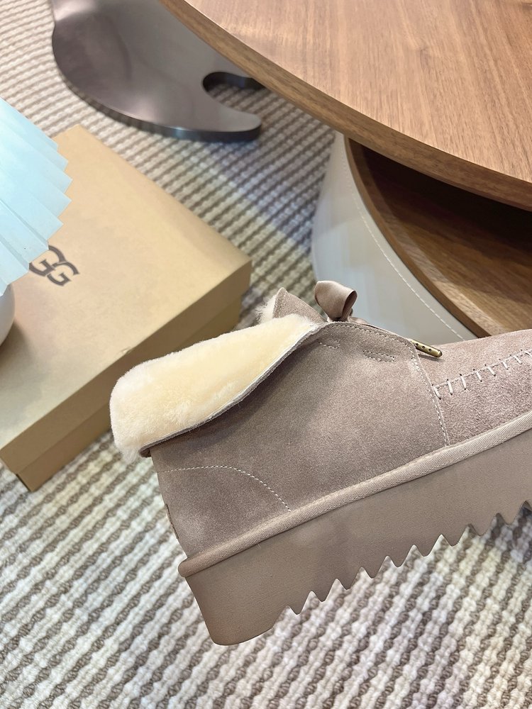 Ugg 케일리 두꺼운 밑창 스니커즈 001-286483