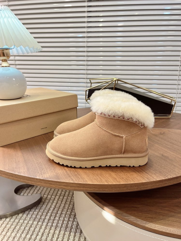 UGG 스웨이드 울 스노우 부츠 001-286484