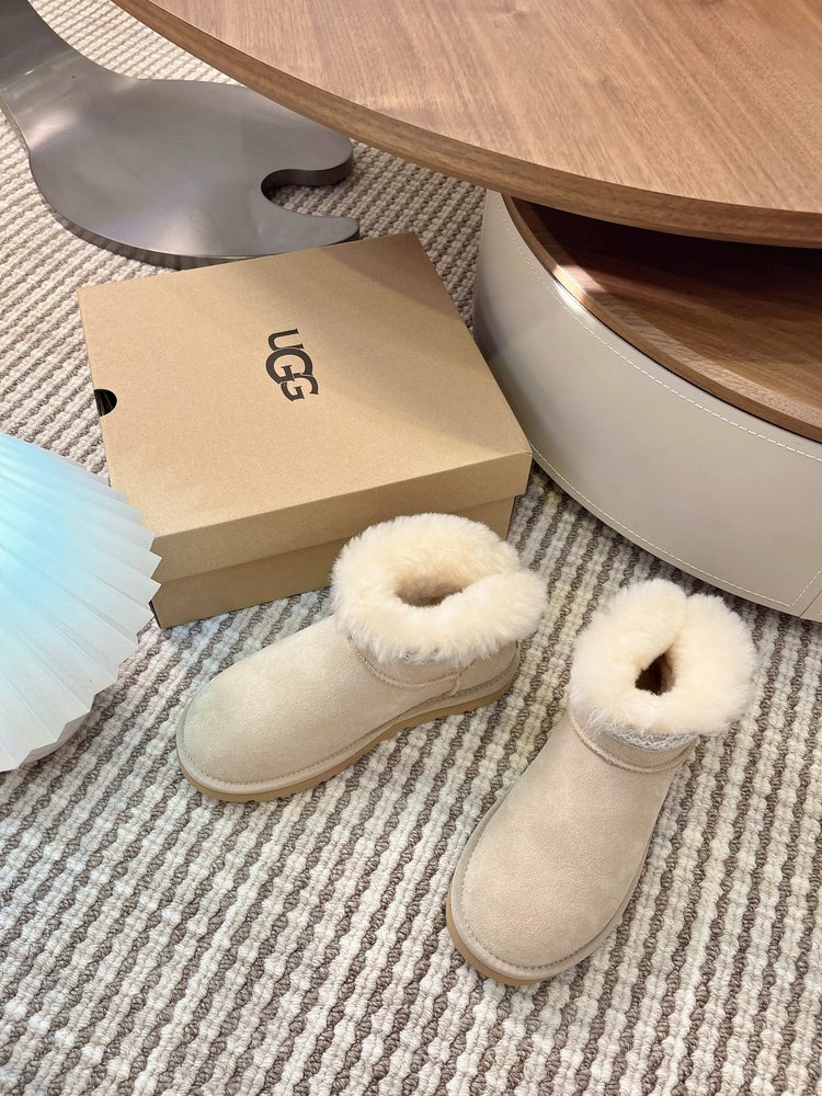 UGG 스웨이드 방한 숏부츠 001-286485