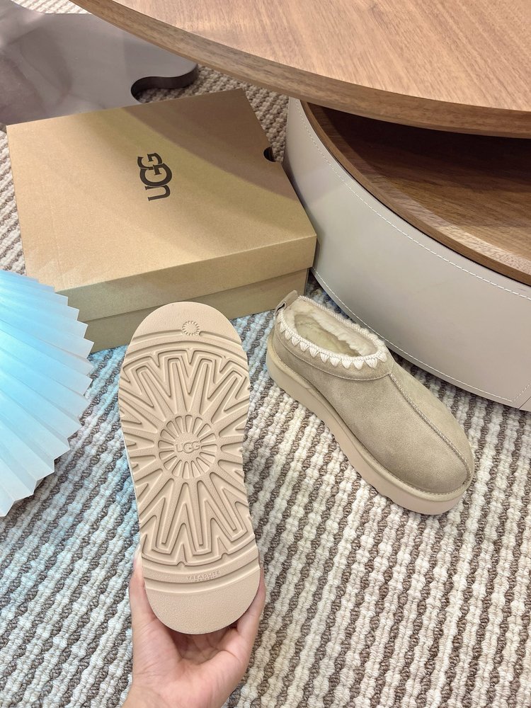 UGG Tazz 오지직 두꺼운 밑창 양모 슬리퍼 001-286491