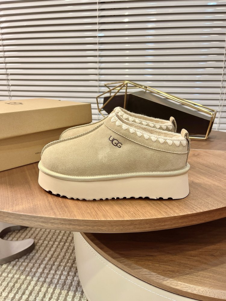 UGG Tazz 오지직 두꺼운 밑창 양모 슬리퍼 001-286491