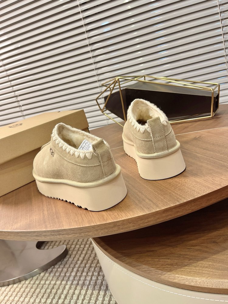 UGG Tazz 오지직 두꺼운 밑창 양모 슬리퍼 001-286491