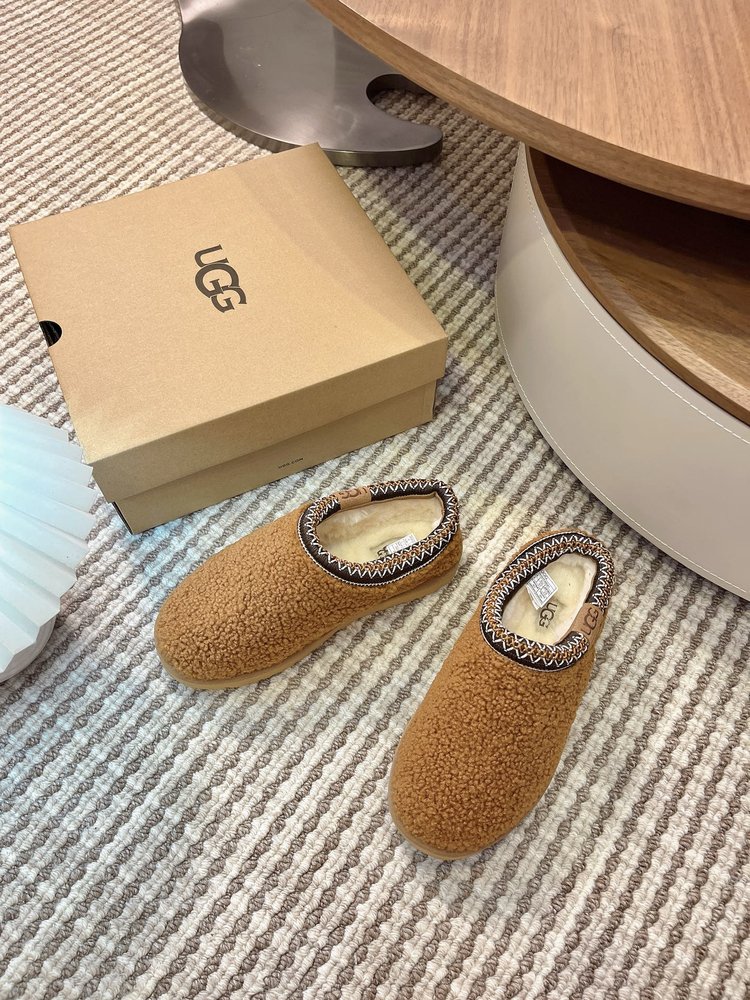 UGG 테디 털 스노우부츠 001-286495