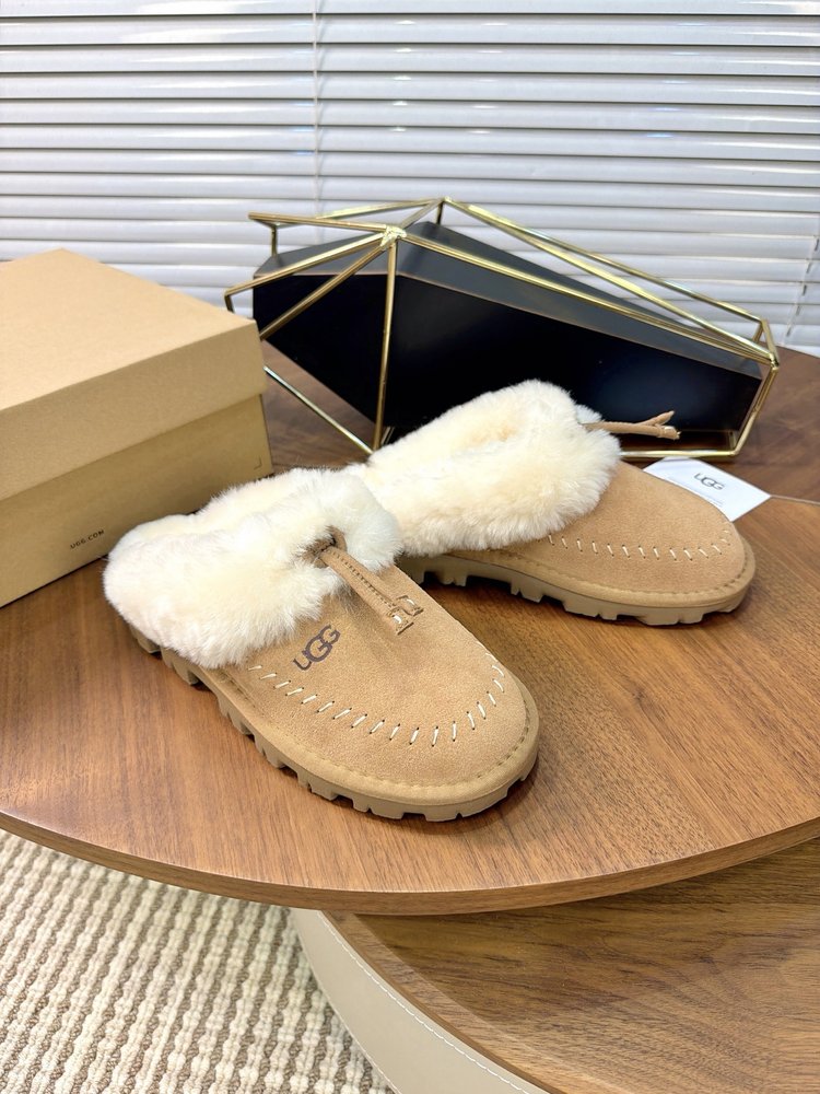 UGG 코켓 스티치 슬리퍼 001-286499