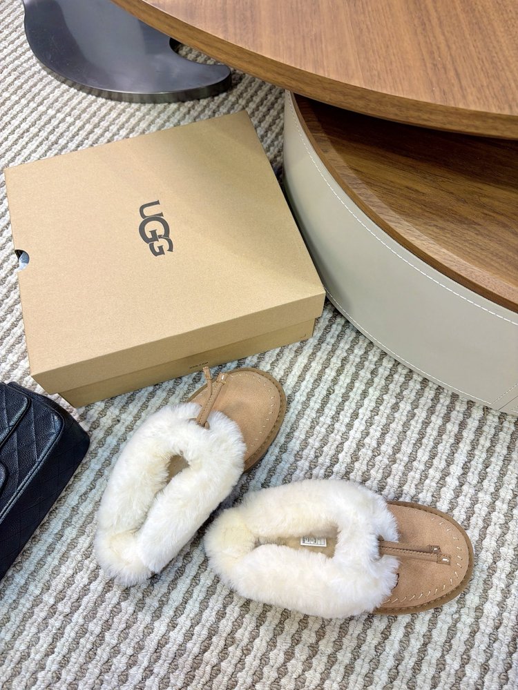 UGG 코켓 스티치 슬리퍼 001-286499