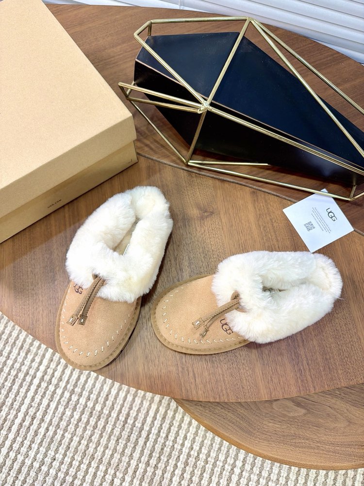 UGG 코켓 스티치 슬리퍼 001-286499