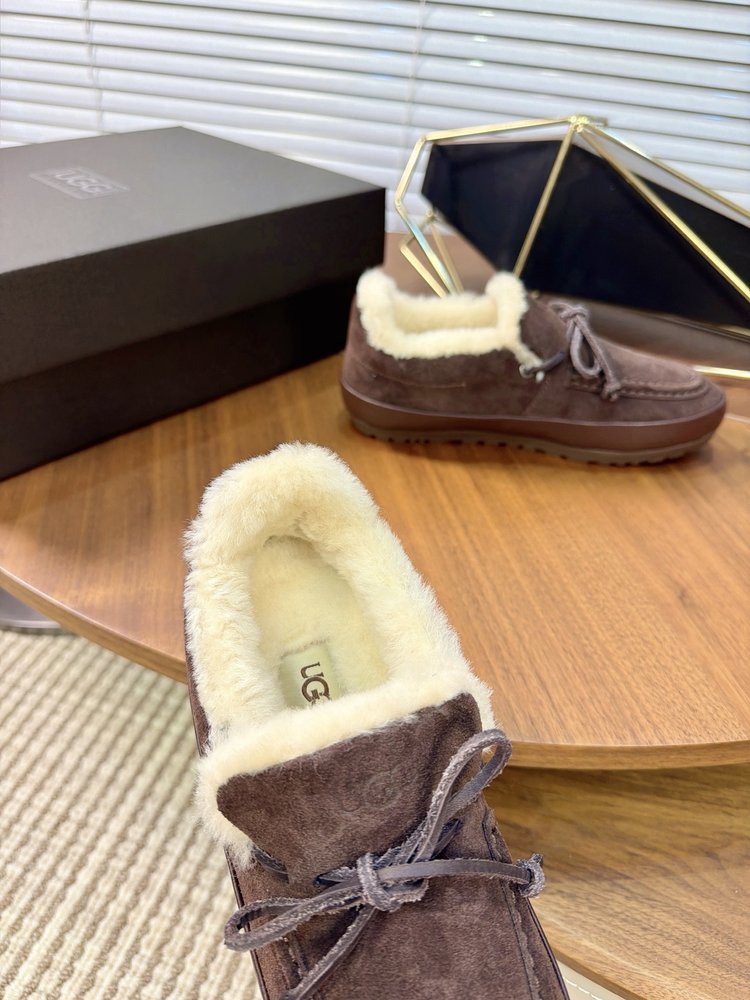 UGG 퍼 드라이빙 슈즈 001-286503
