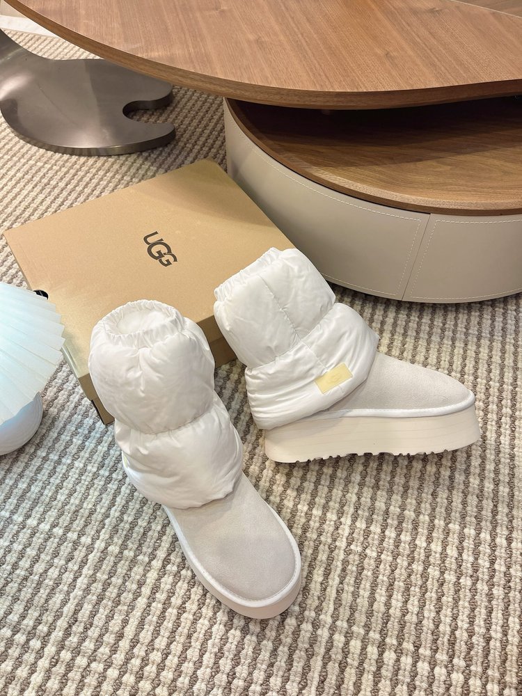 UGG 24FW 스트레치 부츠 스노우부츠 001-286523