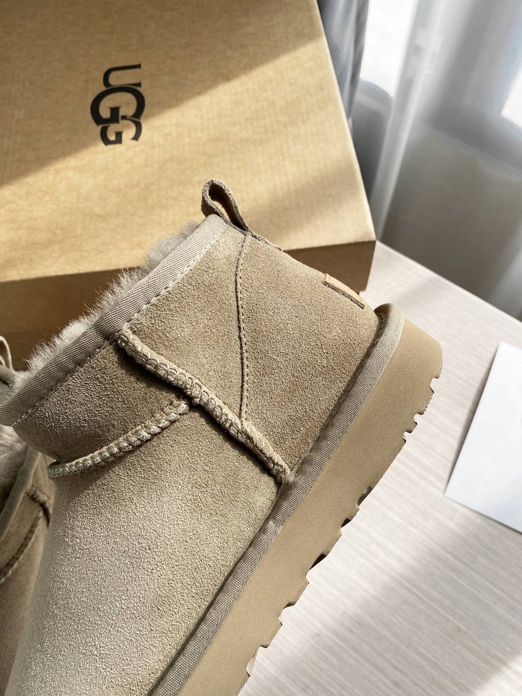UGG 광판 순원 양모털 스노우부츠 001-286526
