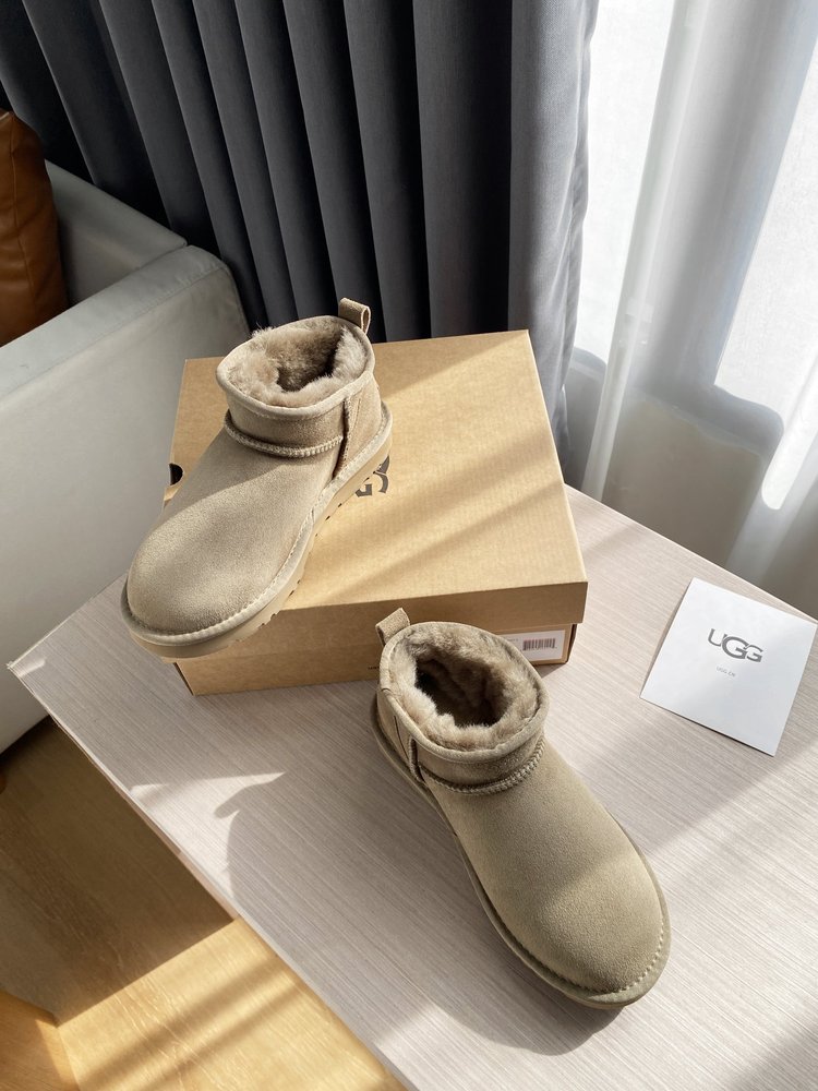 UGG 광판 순원 양모털 스노우부츠 001-286526