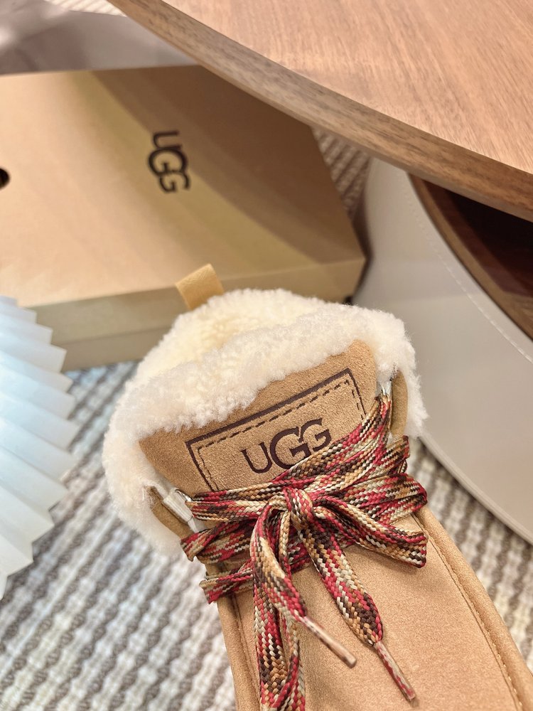 UGG 포캐라 두꺼운 밑창 스노우 부츠 001-286530