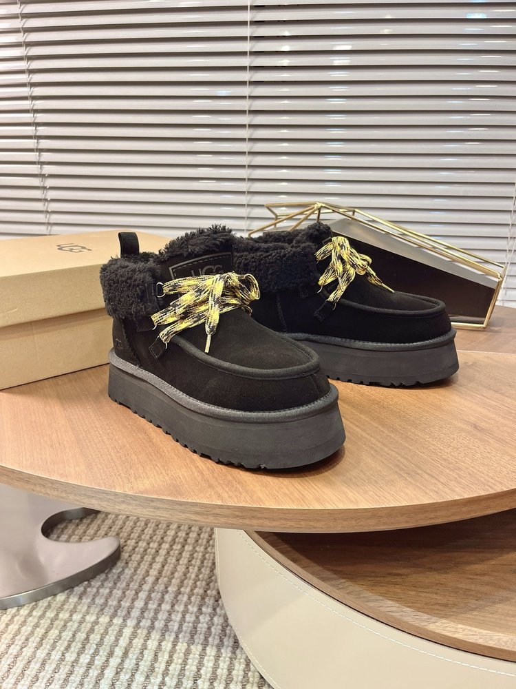 UGG 푸칼라 퍼 스노우부츠 001-286531